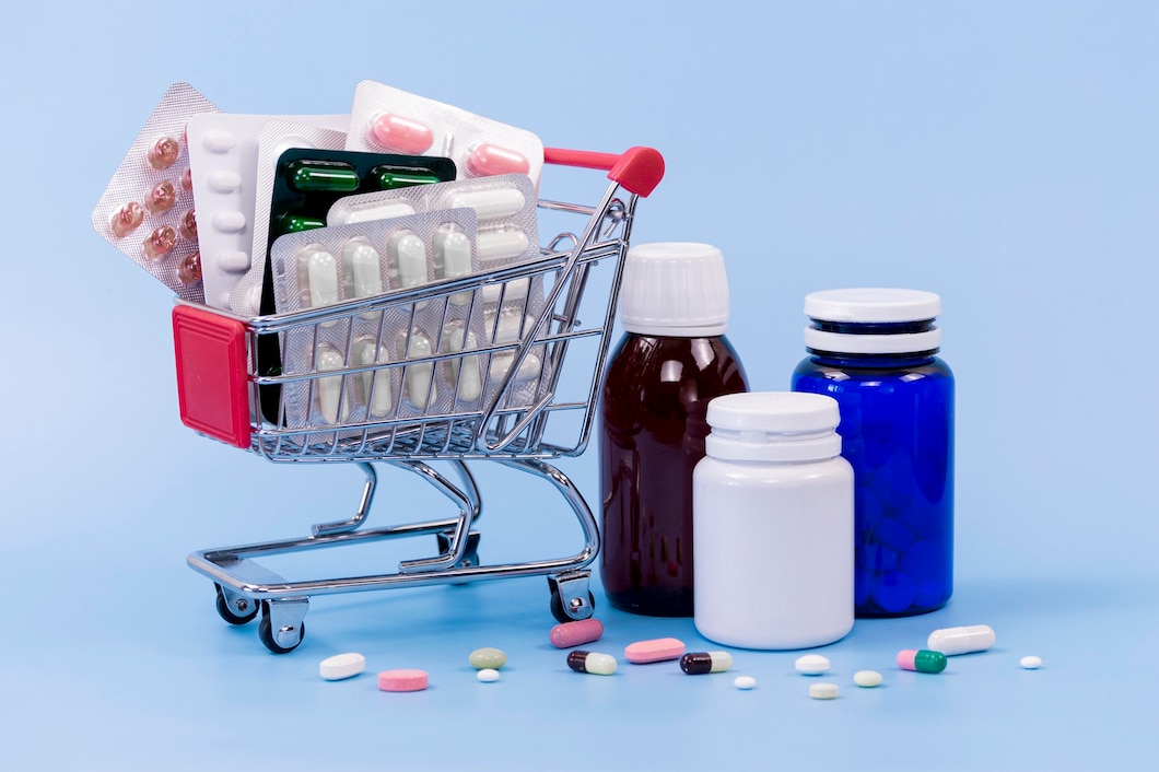 high-angle-pill-foils-plastic-containers_23-2148533456 Mengenal Obat-obatan yang Efektif untuk Nyeri Sendi